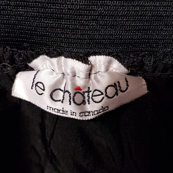 Le Chateau Black Open Front Lace Tiered Mini Skirt - Picture 4 of 6